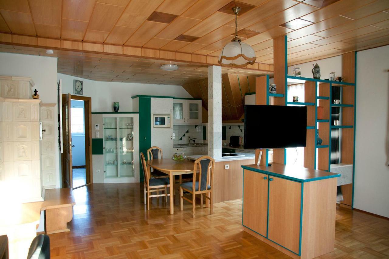 Ferienwohnung Peklar Arnfels エクステリア 写真