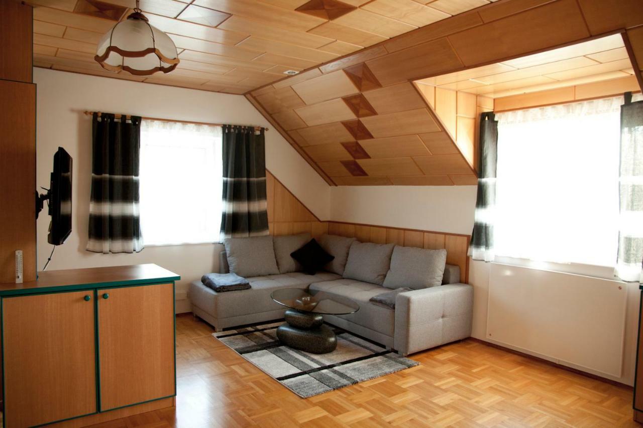 Ferienwohnung Peklar Arnfels エクステリア 写真